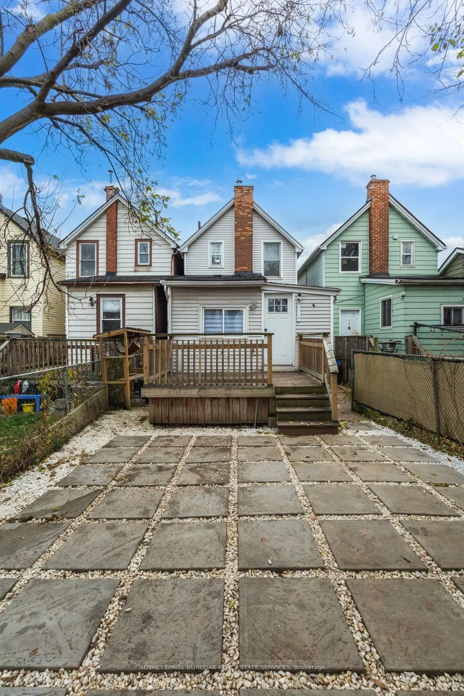 Photo 25 of 71 Glendale Avenue N, Hamilton, Crown Point — HOMEH