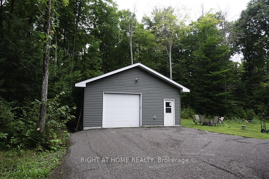Photo 25 of 513 Stewartville Road, McNab/Braeside, Mcnab/Braeside Twps — HOMEH