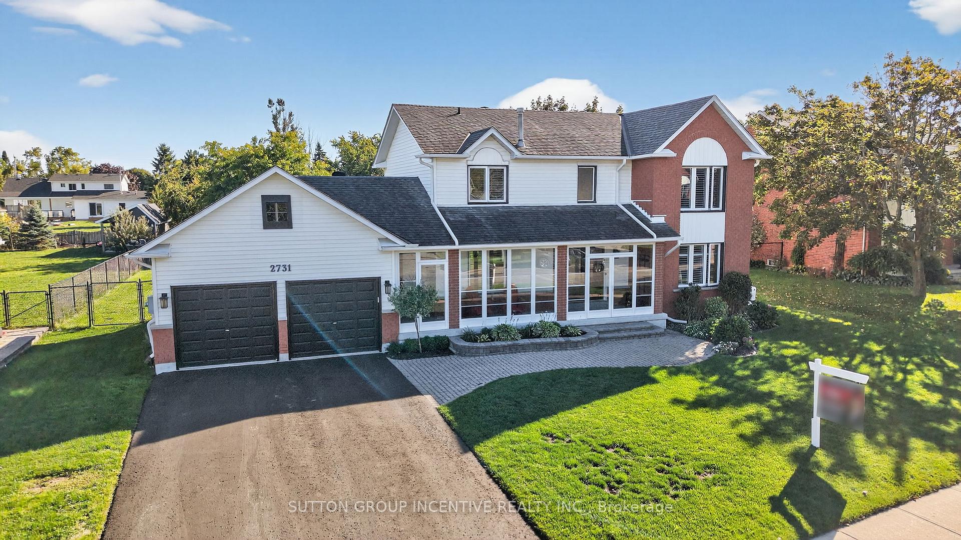 Photo 2 of 2731 Shering Crescent, Innisfil, Stroud — HOMEH