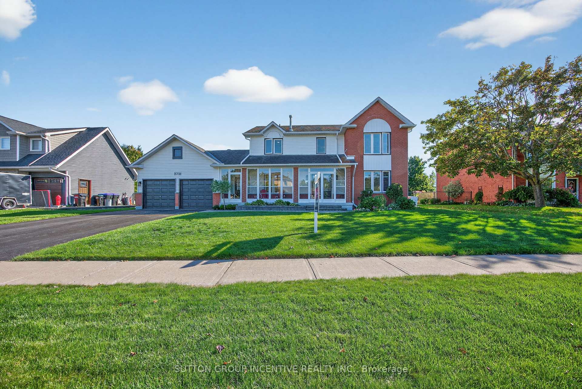 Photo 3 of 2731 Shering Crescent, Innisfil, Stroud — HOMEH