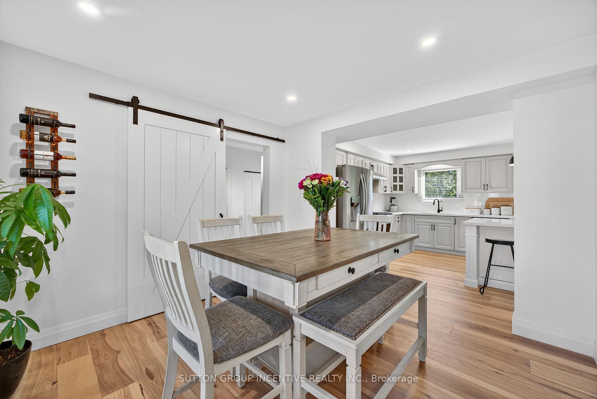 Photo 21 of 2731 Shering Crescent, Innisfil, Stroud — HOMEH