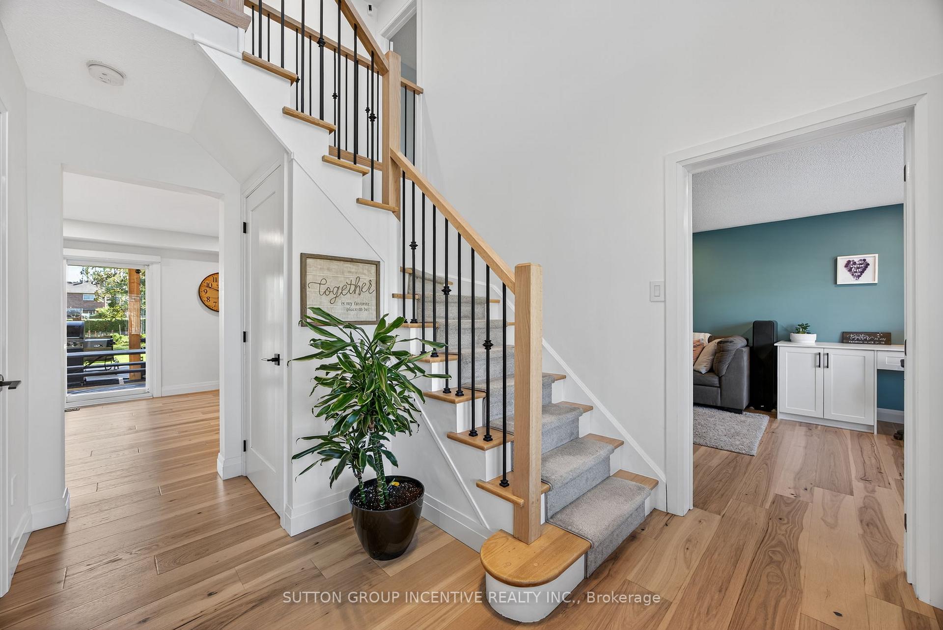 Photo 27 of 2731 Shering Crescent, Innisfil, Stroud — HOMEH