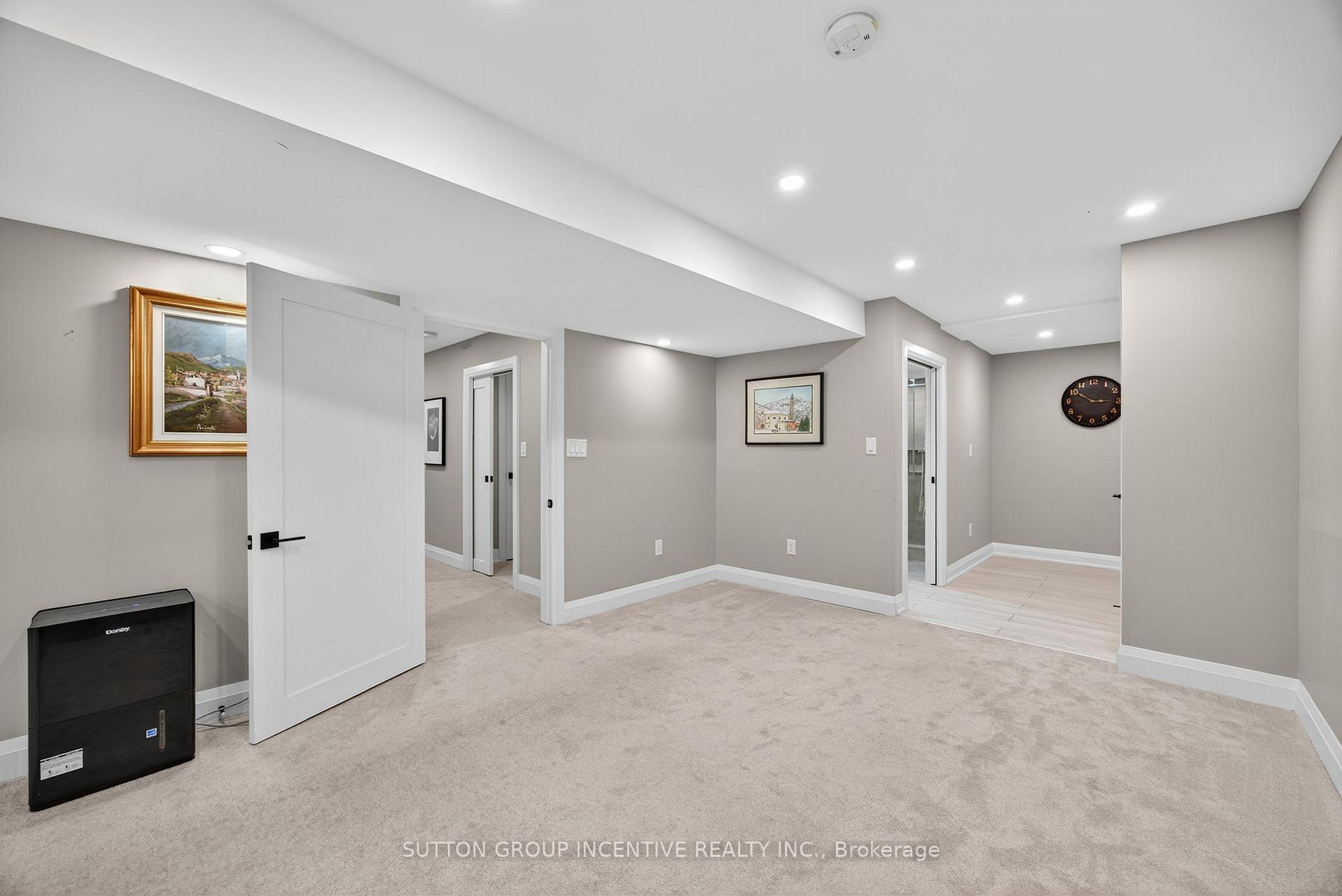 Photo 37 of 2731 Shering Crescent, Innisfil, Stroud — HOMEH