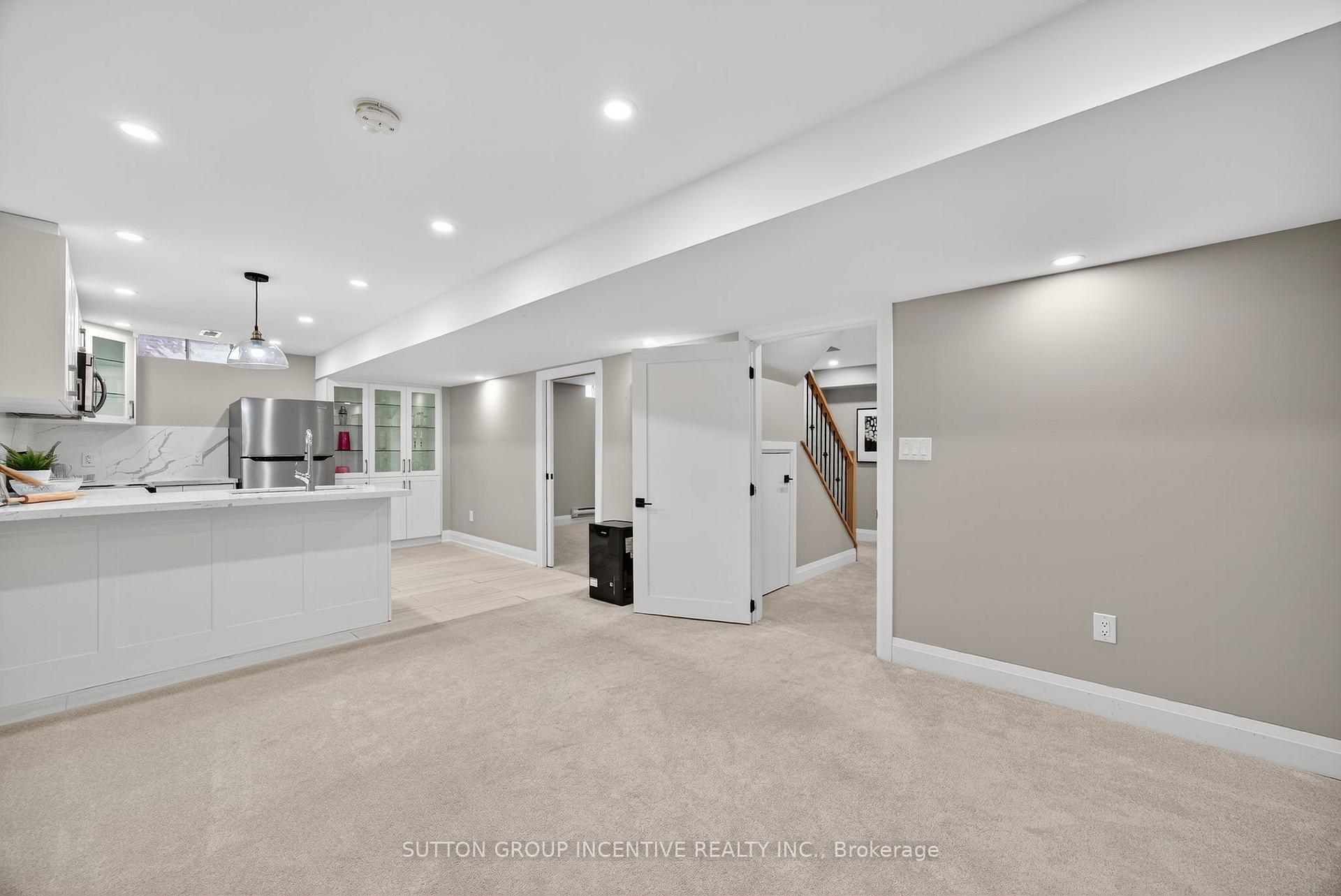 Photo 38 of 2731 Shering Crescent, Innisfil, Stroud — HOMEH