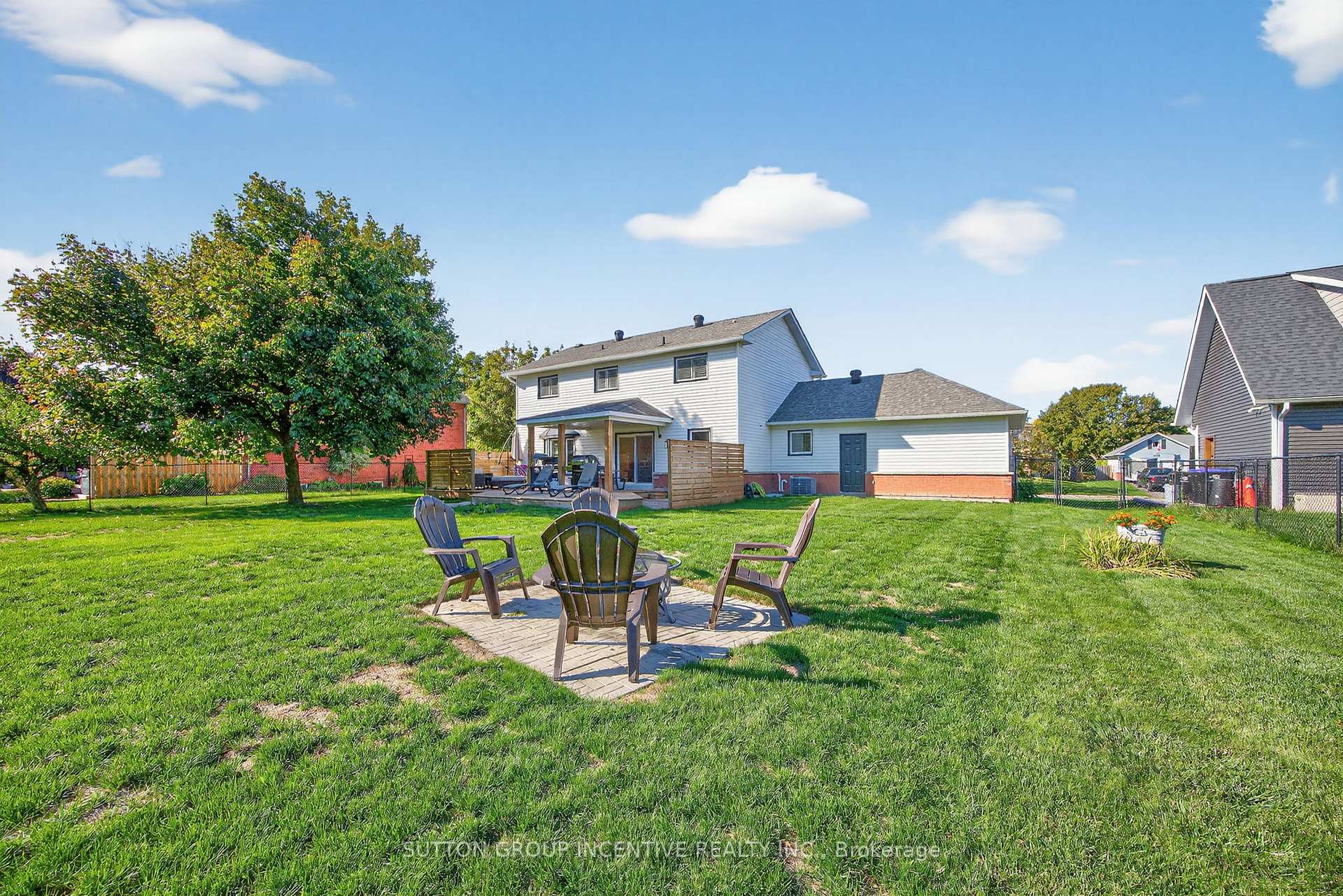 Photo 46 of 2731 Shering Crescent, Innisfil, Stroud — HOMEH