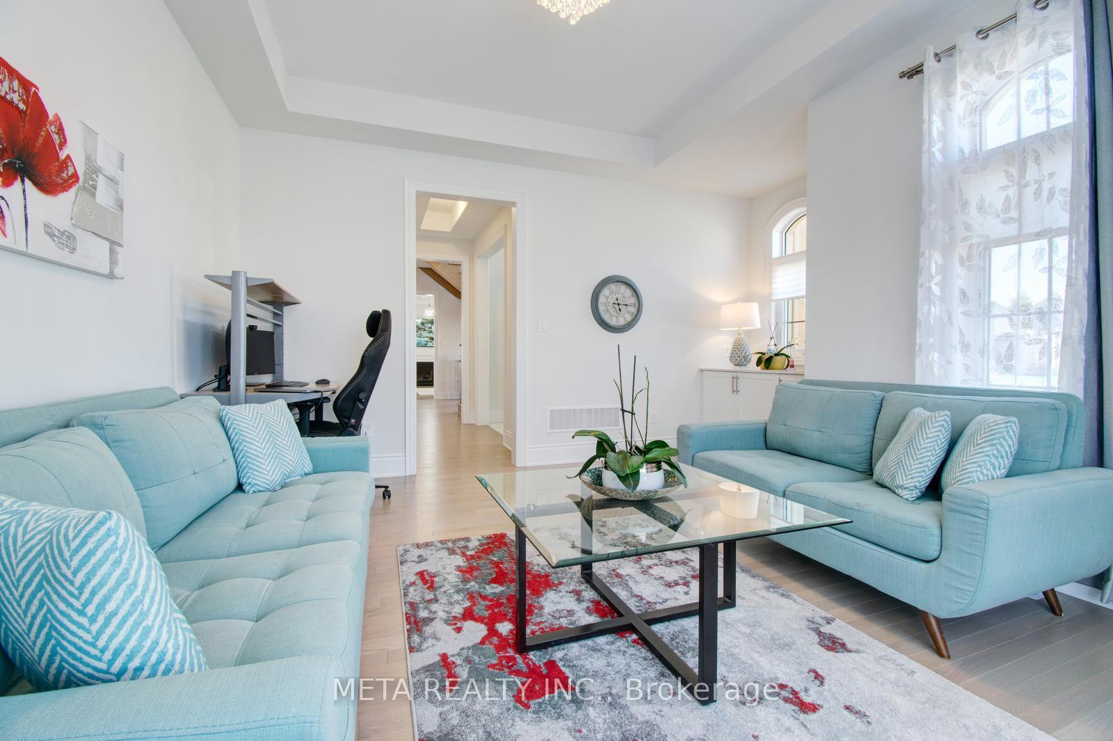 Photo 7 of 90 Broad Way, King, Nobleton — HOMEH
