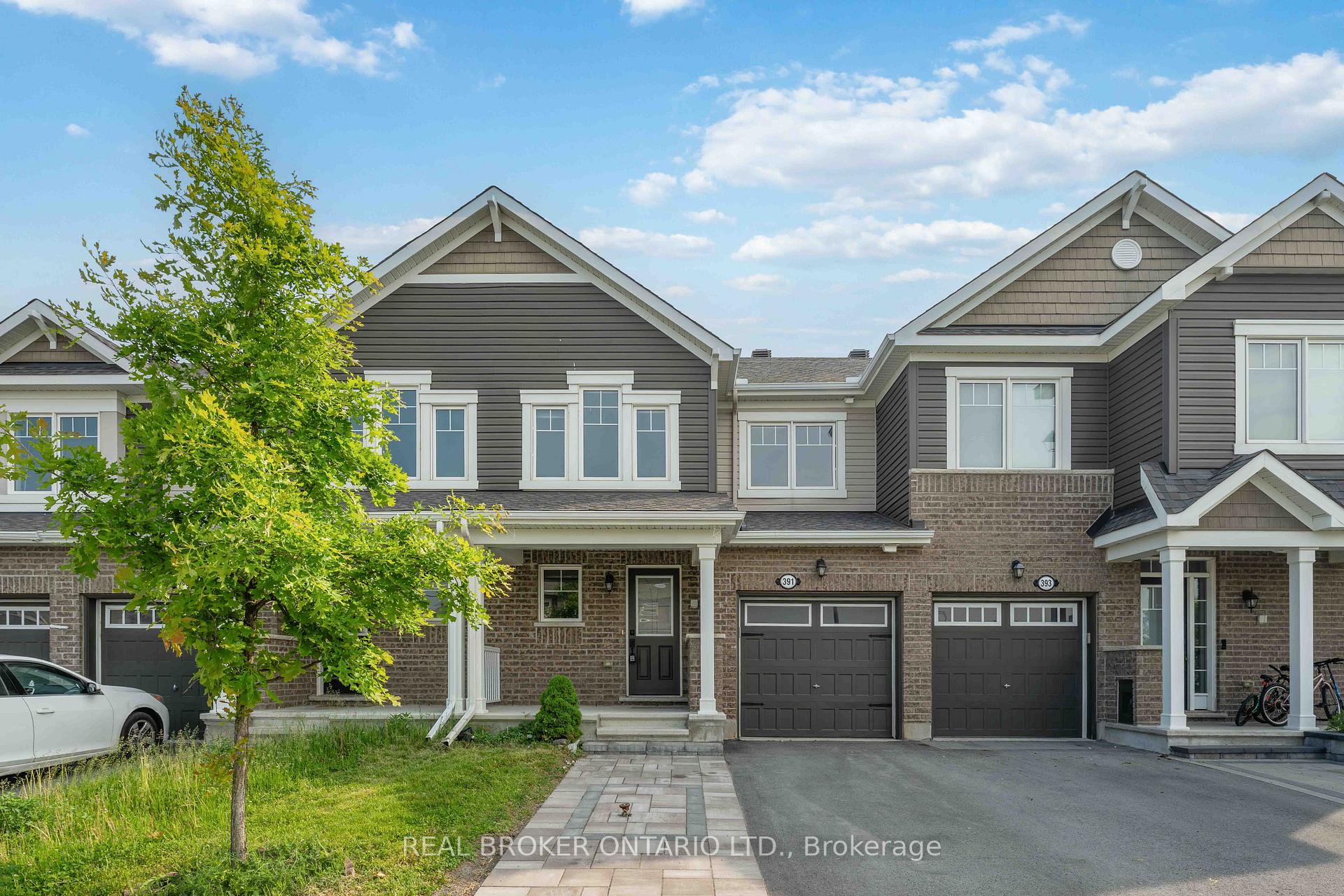 Photo 2 of 391 Rouncey Road, Ottawa, Kanata - Emerald Meadows/Trailwest — HOMEH