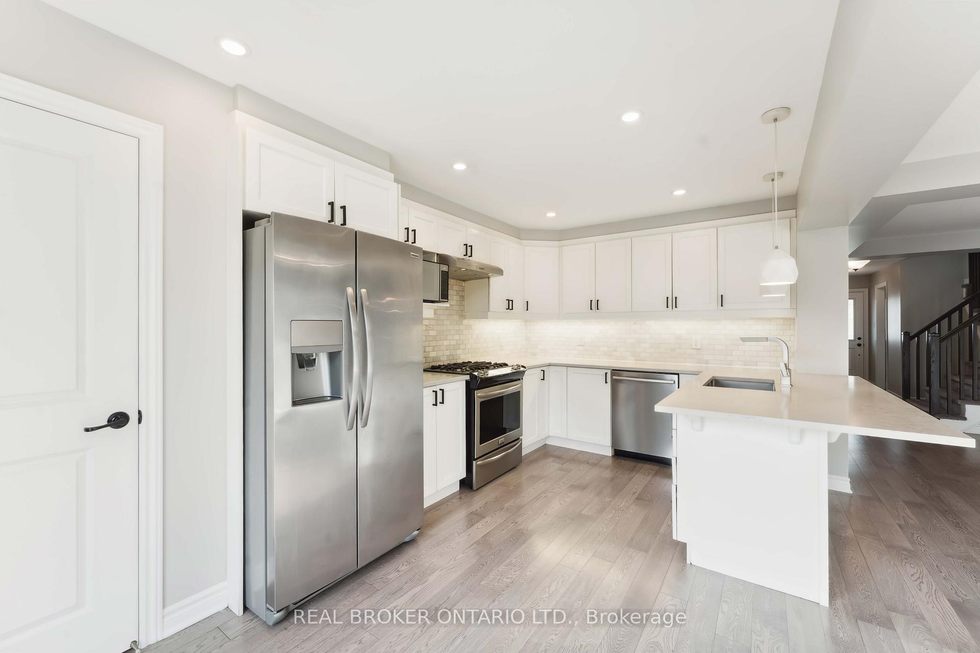 Photo 12 of 391 Rouncey Road, Ottawa, Kanata - Emerald Meadows/Trailwest — HOMEH