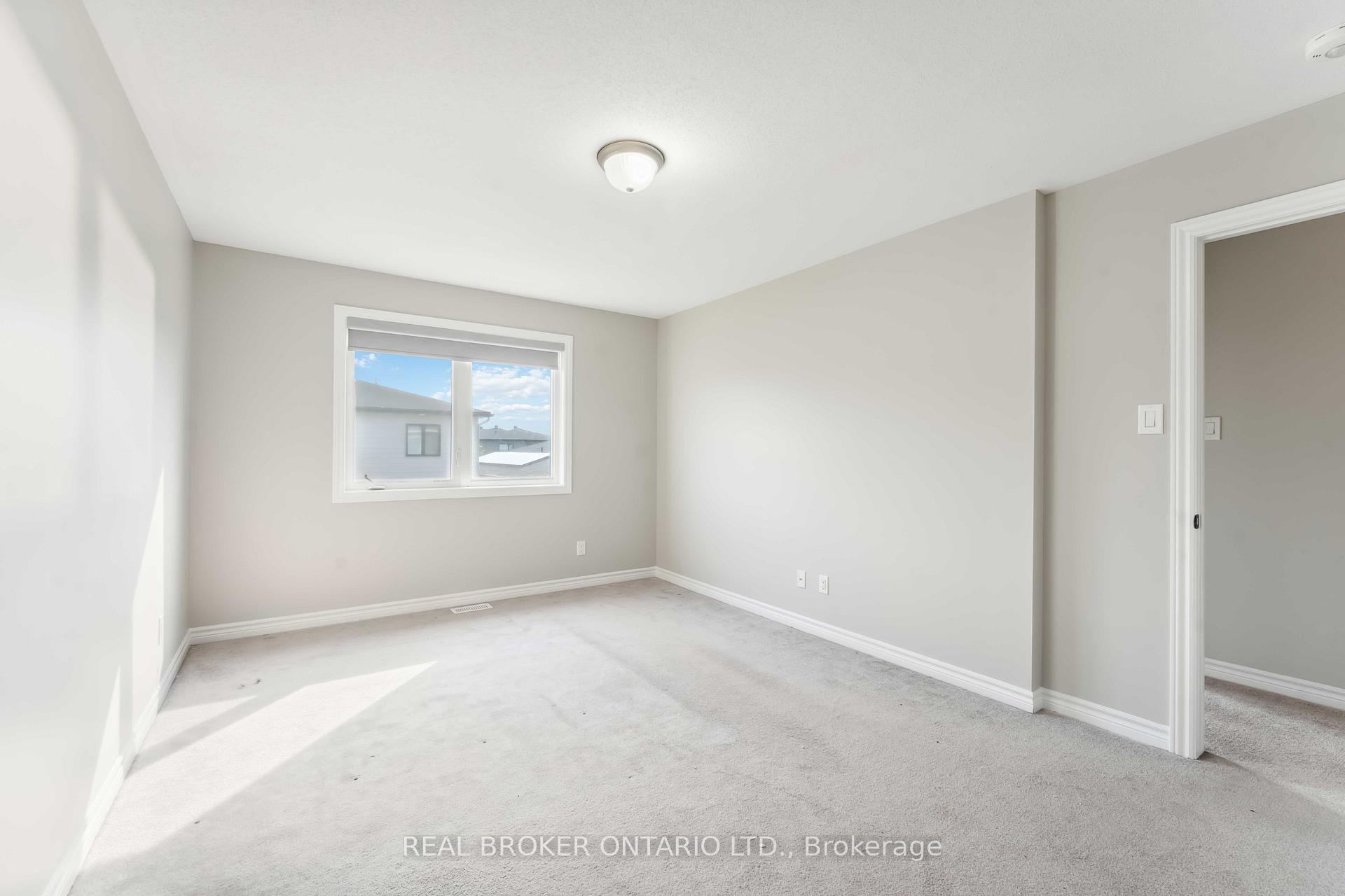 Photo 22 of 391 Rouncey Road, Ottawa, Kanata - Emerald Meadows/Trailwest — HOMEH