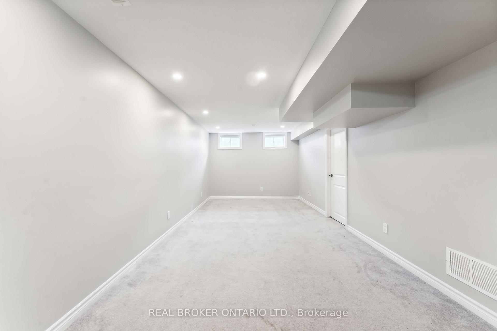 Photo 32 of 391 Rouncey Road, Ottawa, Kanata - Emerald Meadows/Trailwest — HOMEH