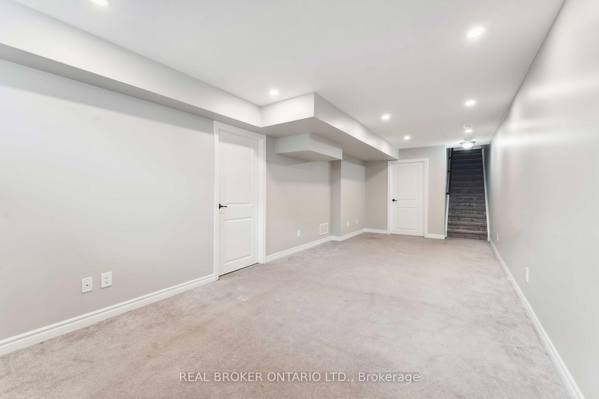 Photo 34 of 391 Rouncey Road, Ottawa, Kanata - Emerald Meadows/Trailwest — HOMEH