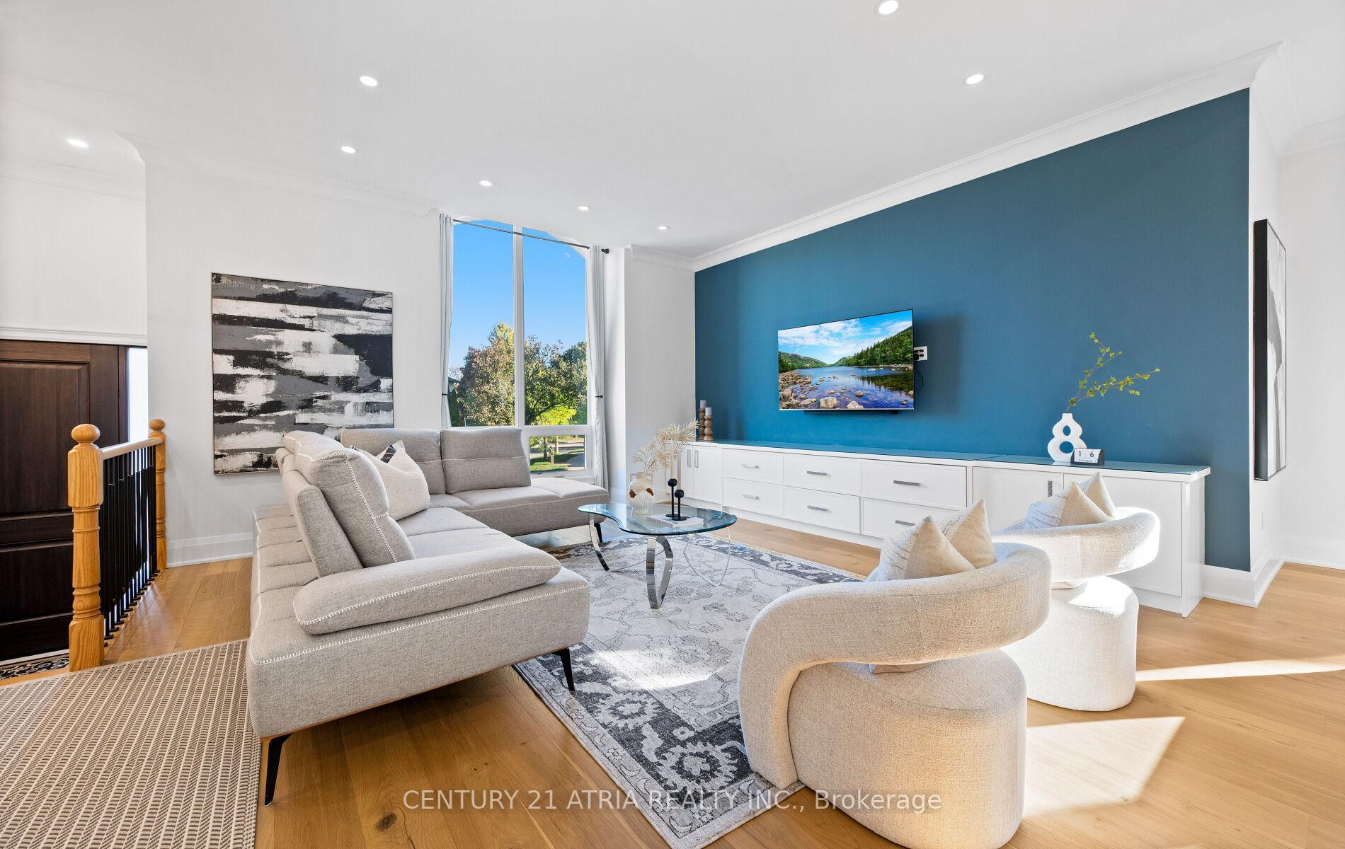 Photo 6 of 41 Sir Bodwin Place, Markham, Markham Village — HOMEH