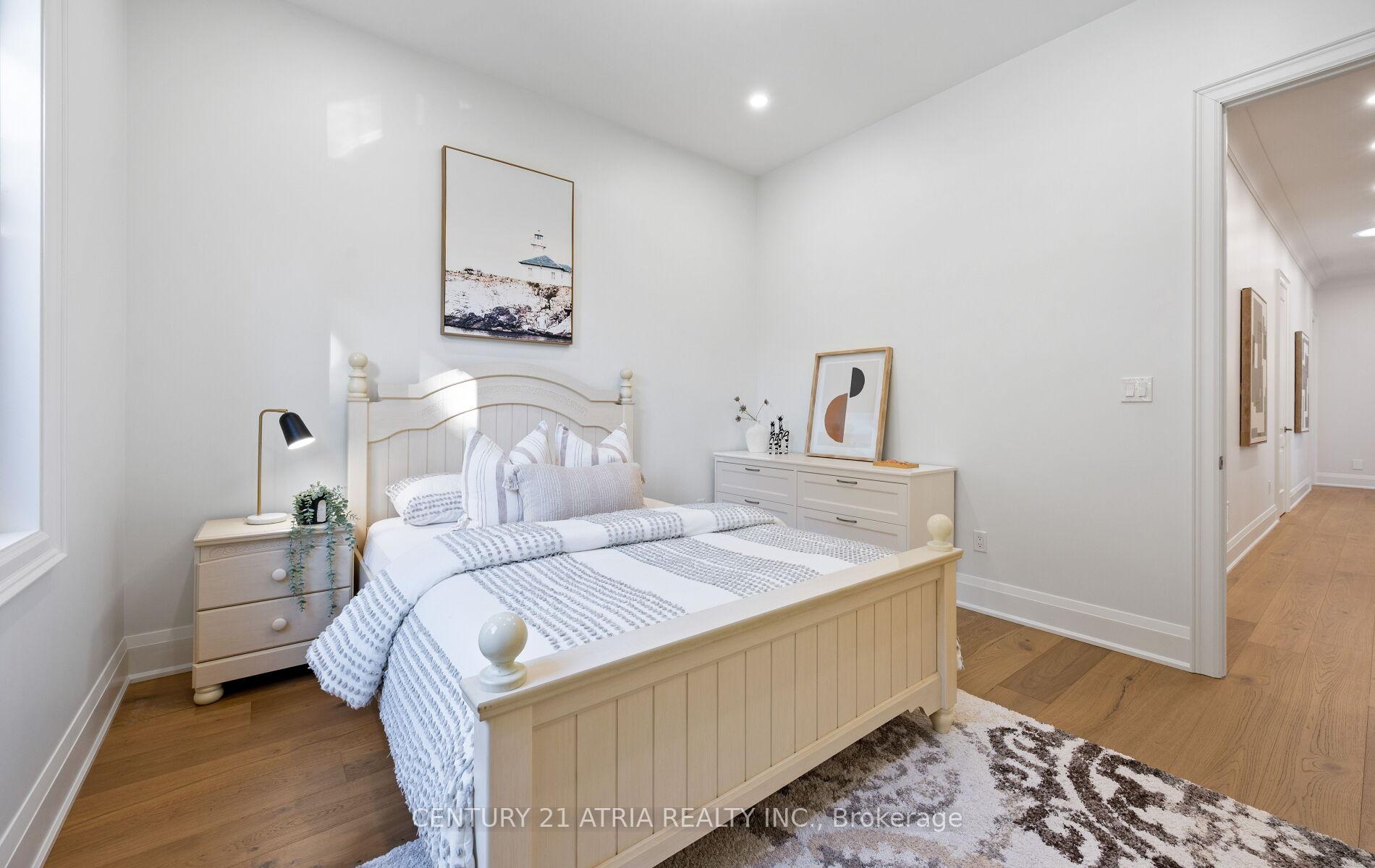 Photo 25 of 41 Sir Bodwin Place, Markham, Markham Village — HOMEH