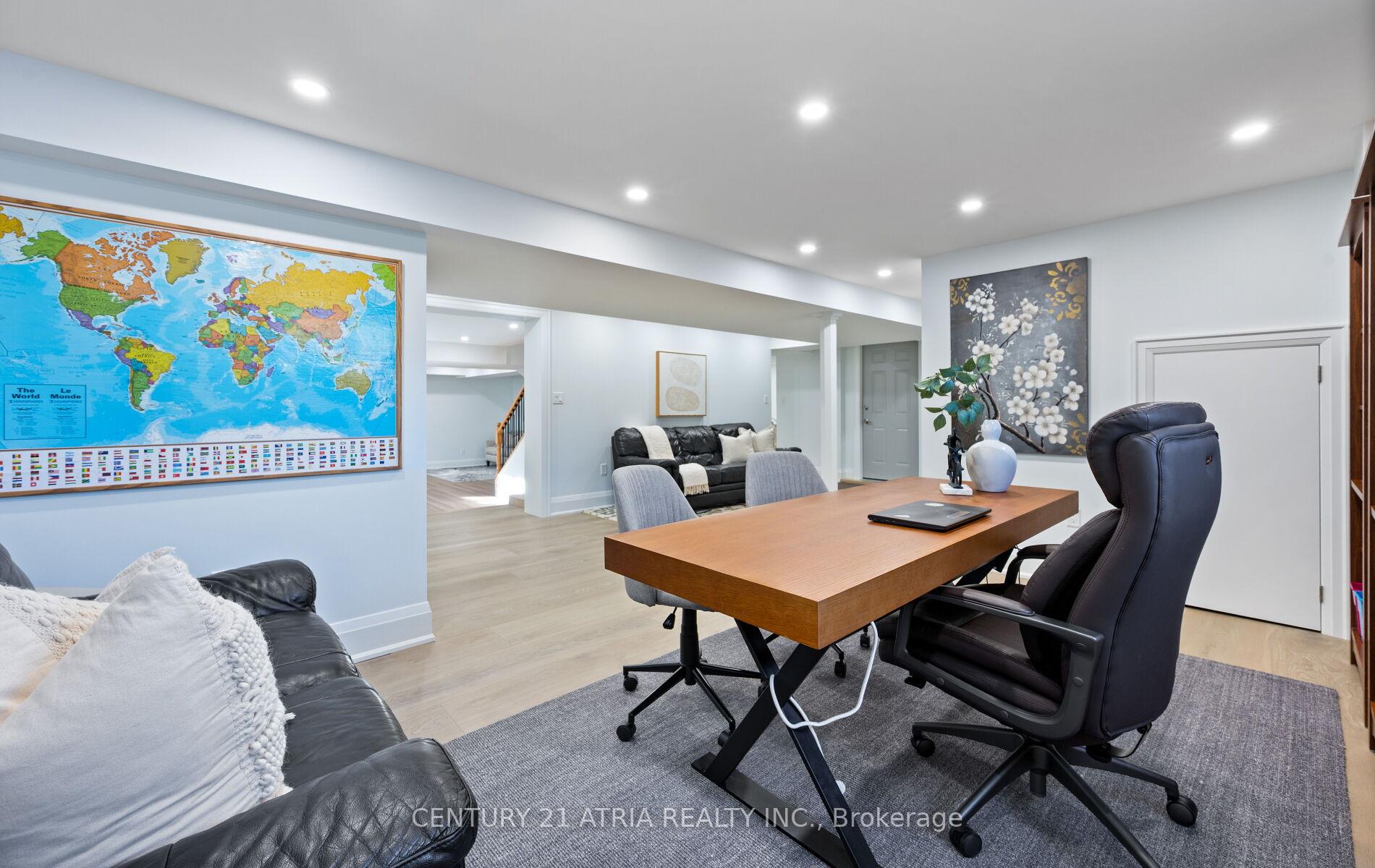 Photo 40 of 41 Sir Bodwin Place, Markham, Markham Village — HOMEH