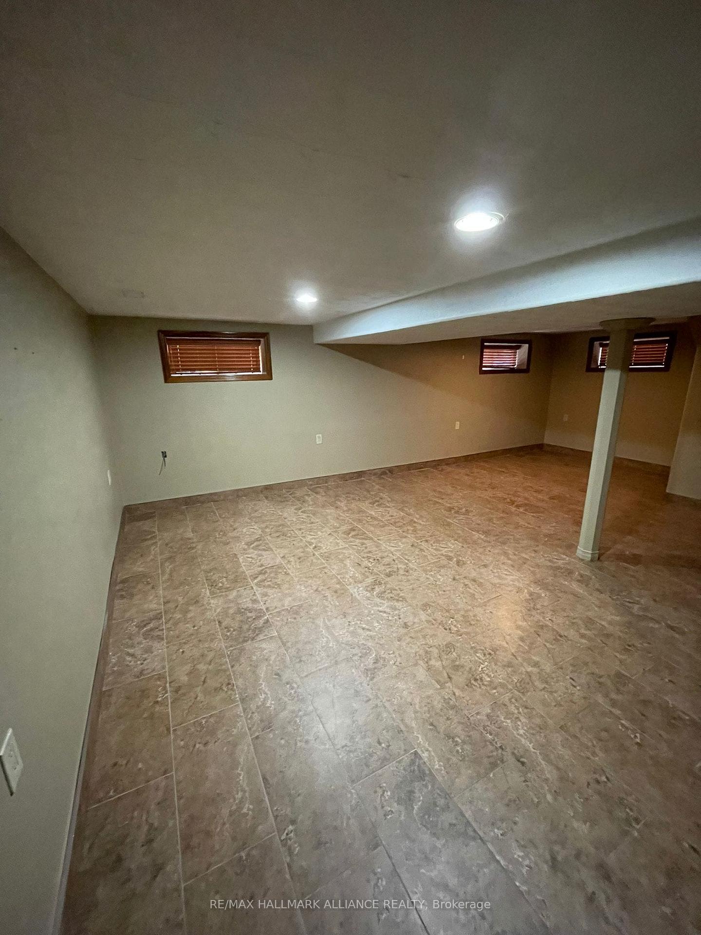 Photo 15 of 22 Bevan Court, Hamilton, Rosedale — HOMEH