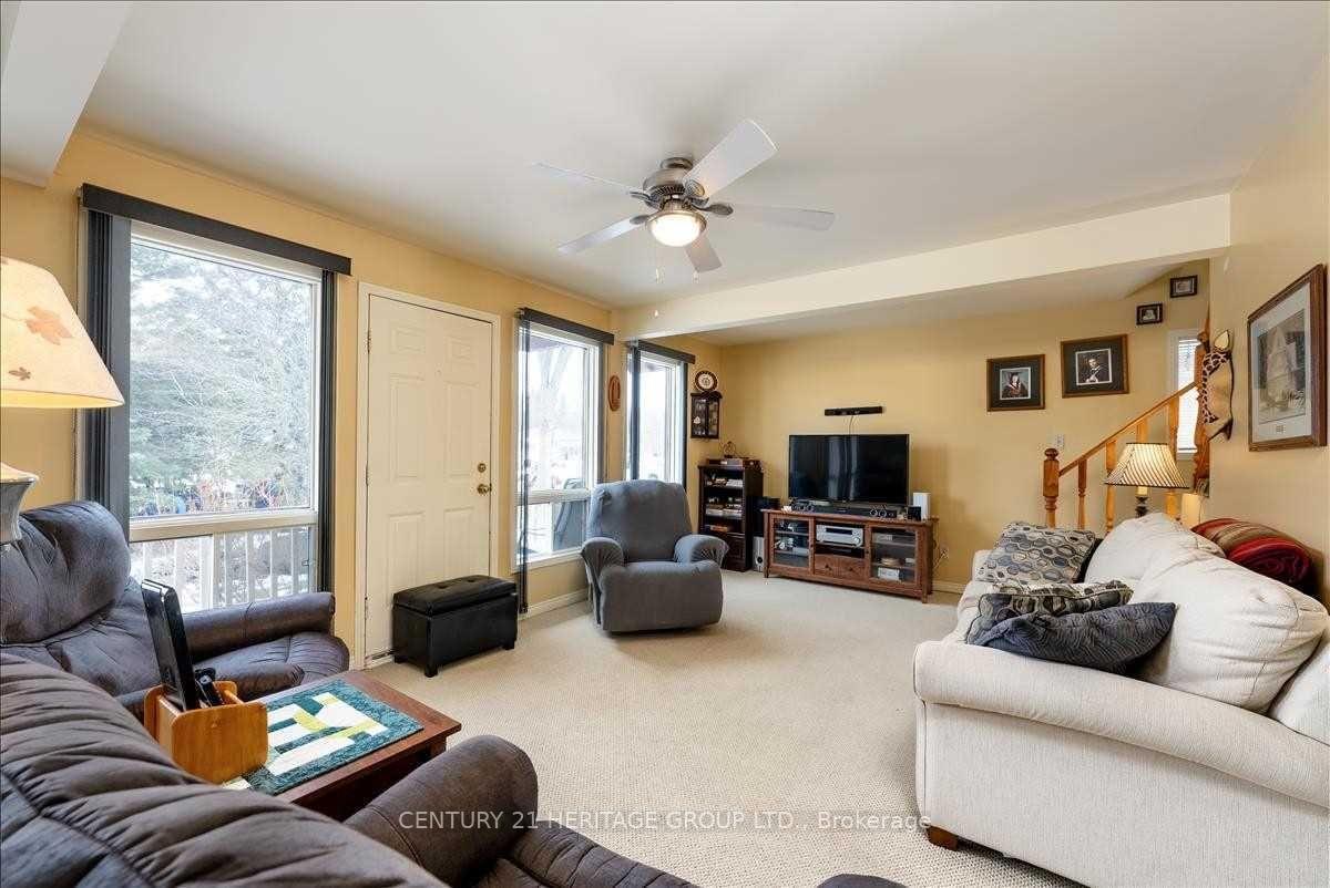Photo 12 of 1262 Squire Street, Innisfil, Lefroy — HOMEH