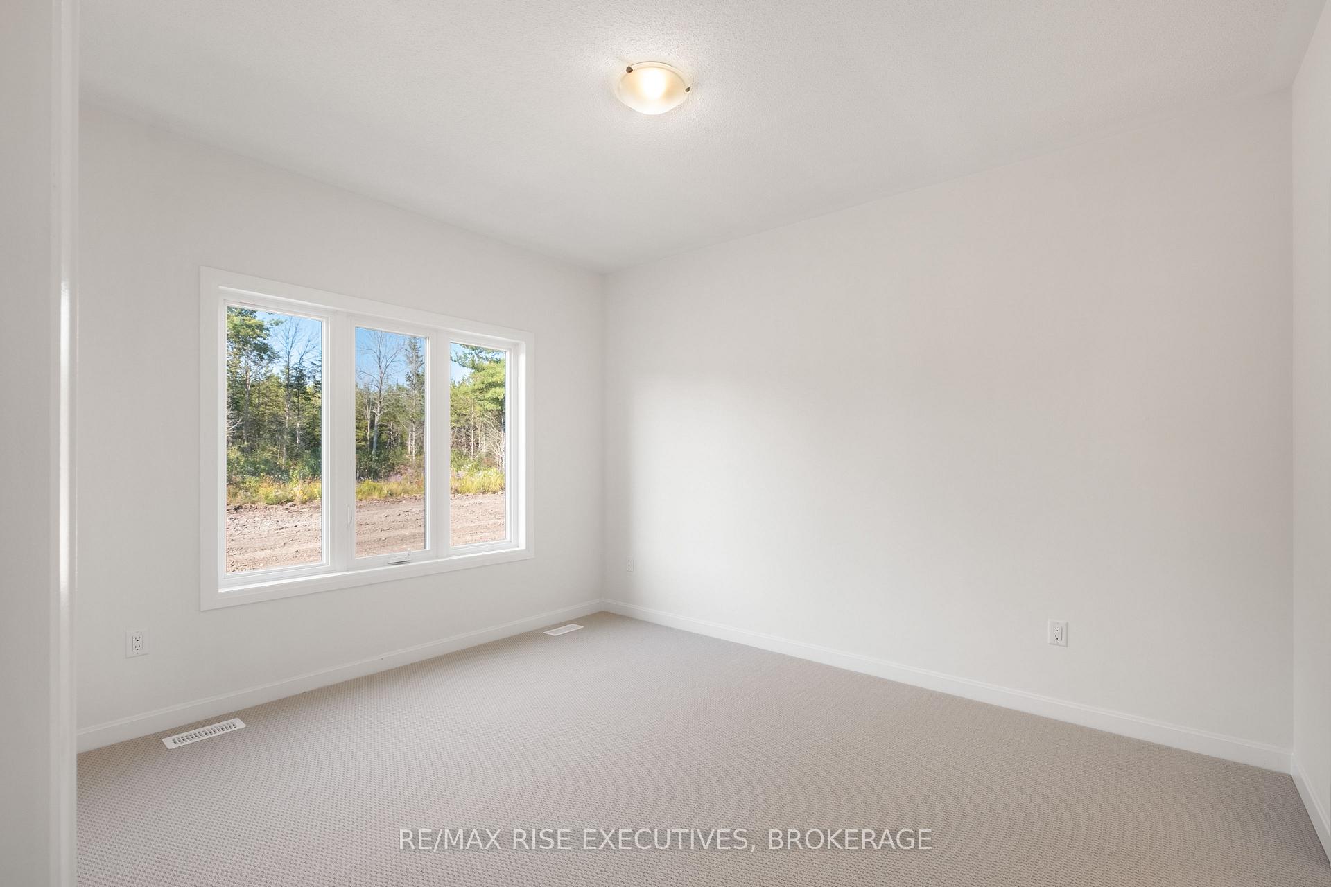 Photo 11 of 128 Gildersleeve Boulevard, Loyalist, Bath — HOMEH