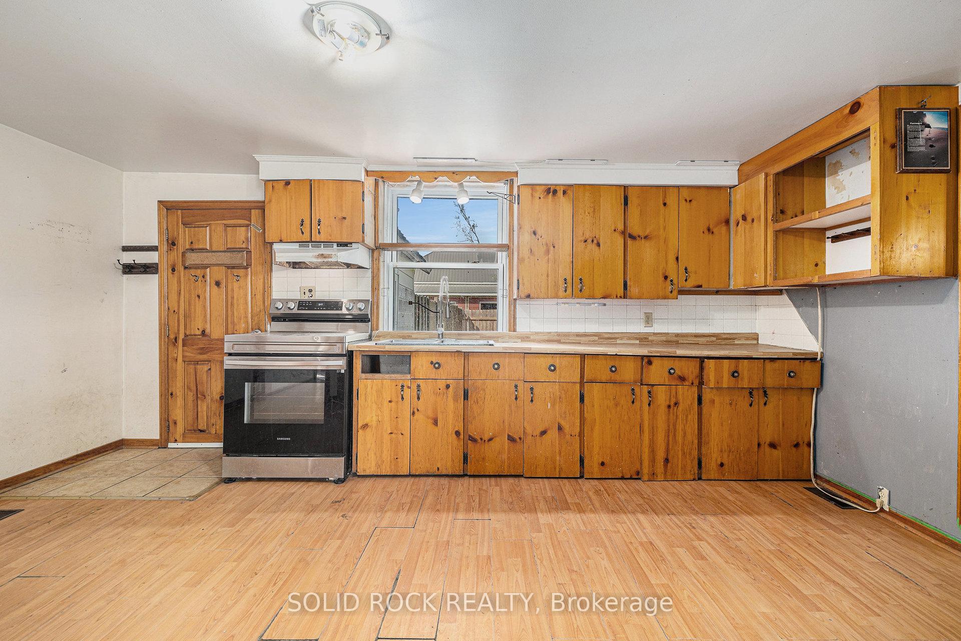 Photo 11 of 106 George Street, Lanark Highlands, Lanark Highlands (Lanark Village) — HOMEH