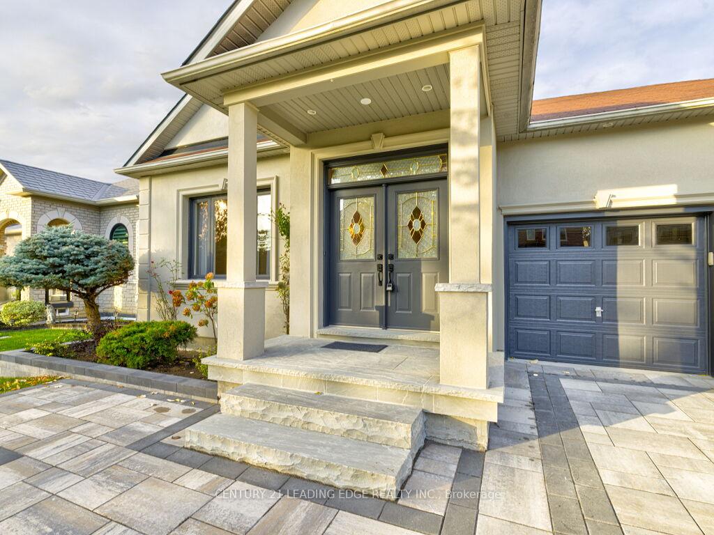 Photo 2 of 52 Sabiston Drive, Markham, Village Green-South Unionville — HOMEH