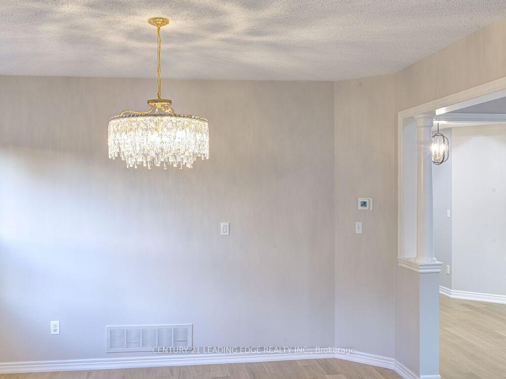 Photo 11 of 52 Sabiston Drive, Markham, Village Green-South Unionville — HOMEH