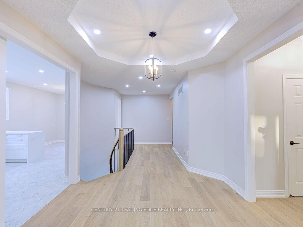Photo 13 of 52 Sabiston Drive, Markham, Village Green-South Unionville — HOMEH