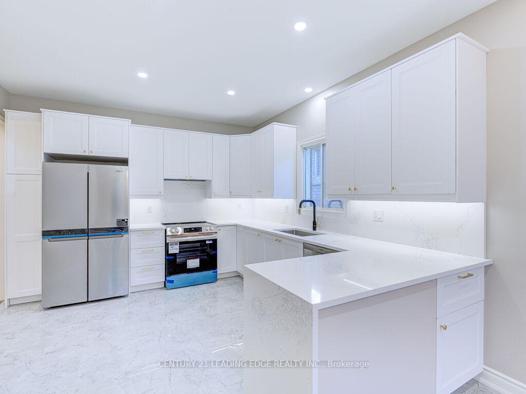 Photo 19 of 52 Sabiston Drive, Markham, Village Green-South Unionville — HOMEH