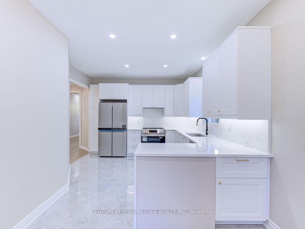 Photo 20 of 52 Sabiston Drive, Markham, Village Green-South Unionville — HOMEH