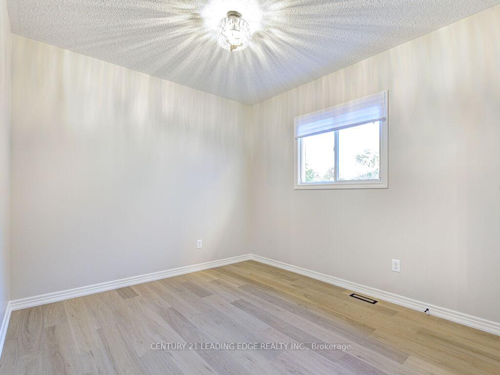 Photo 33 of 52 Sabiston Drive, Markham, Village Green-South Unionville — HOMEH