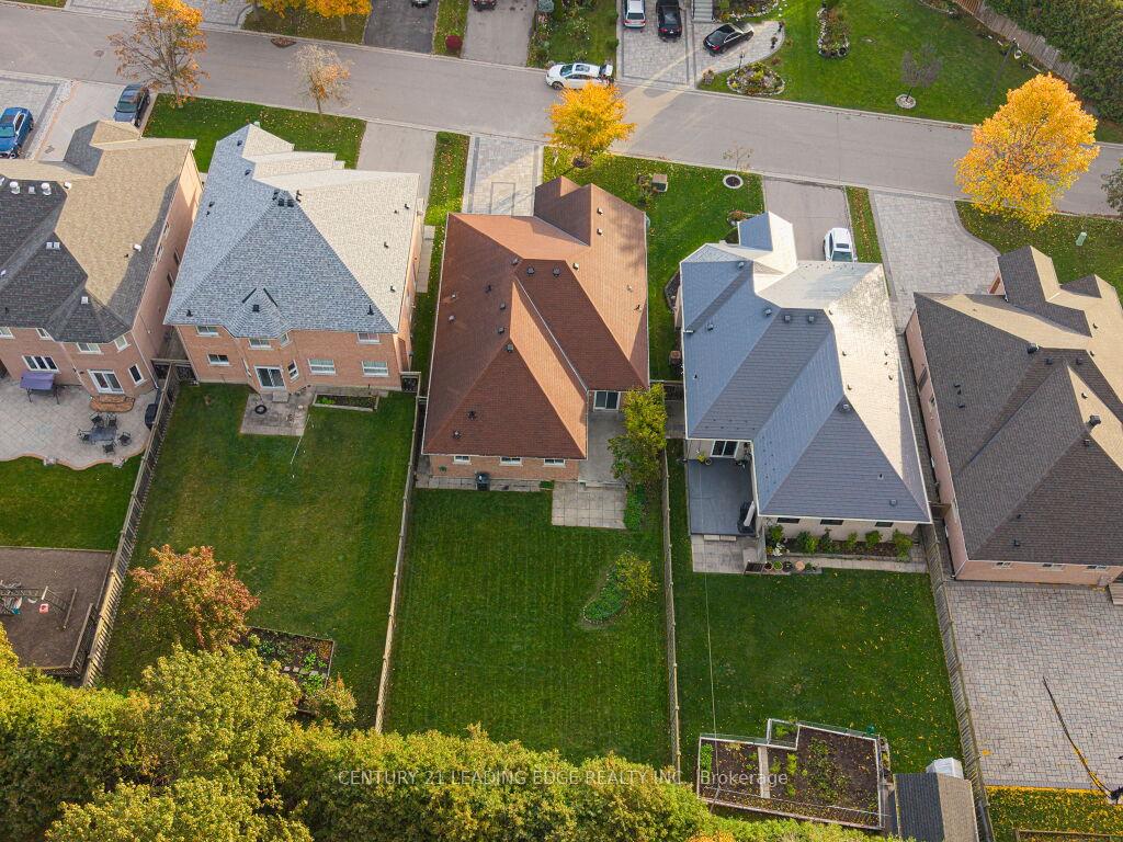 Photo 49 of 52 Sabiston Drive, Markham, Village Green-South Unionville — HOMEH
