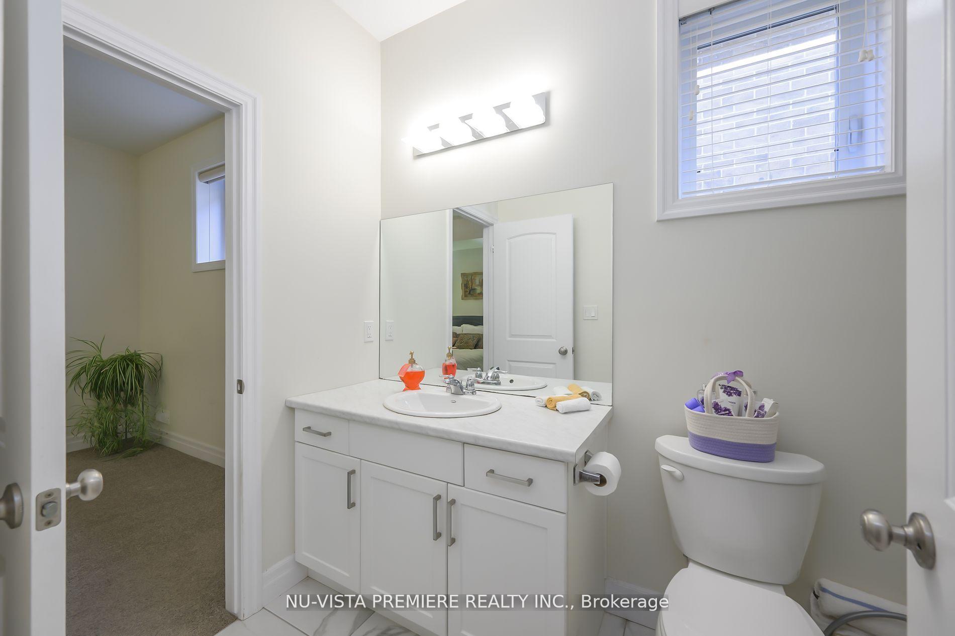 Photo 19 of 105 Gilmour Drive, Lucan Biddulph, Lucan — HOMEH