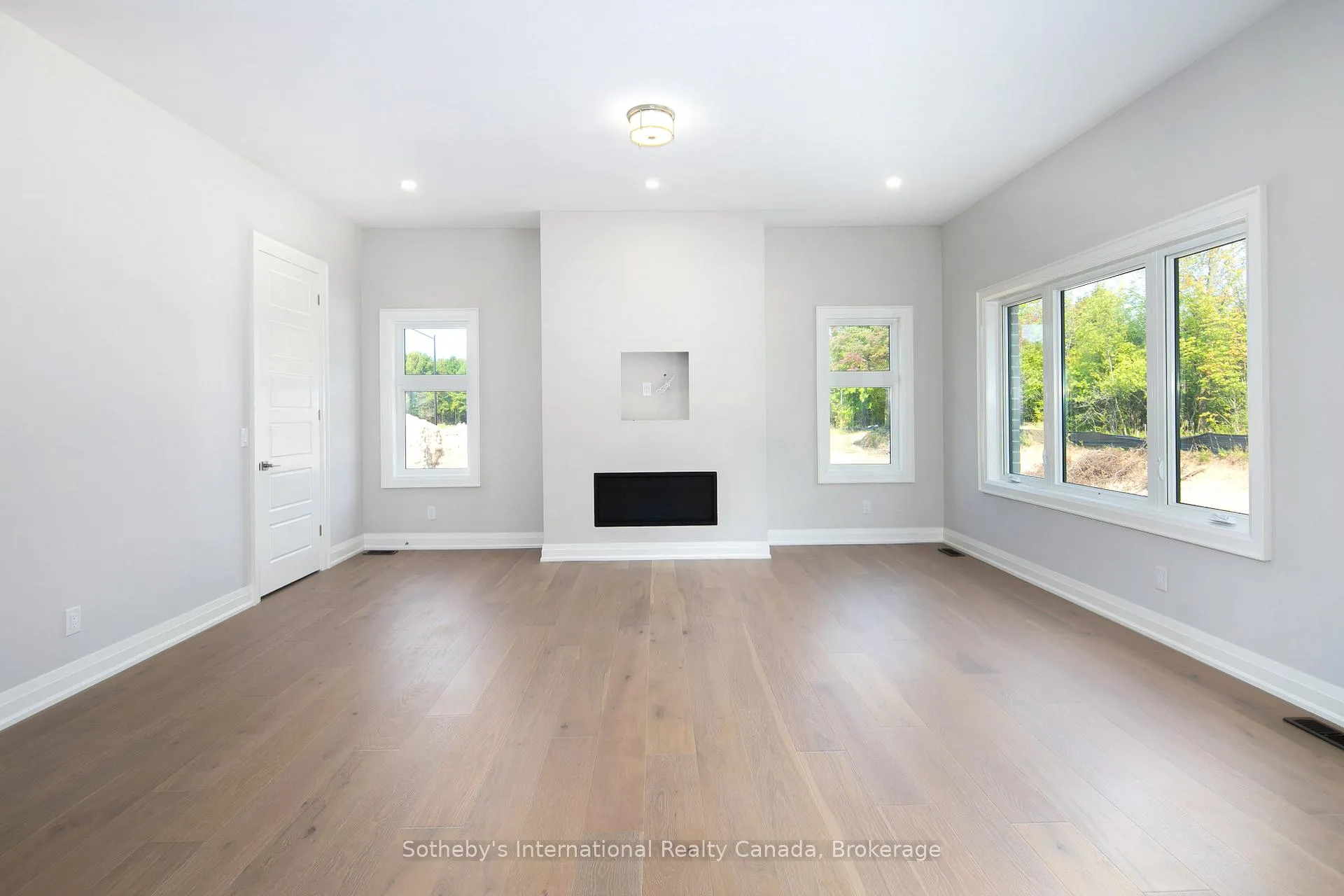 Photo 8 of 124 Equality Drive, Meaford — HOMEH