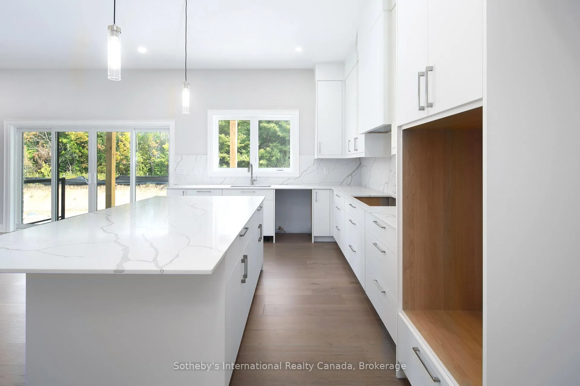 Photo 13 of 124 Equality Drive, Meaford — HOMEH