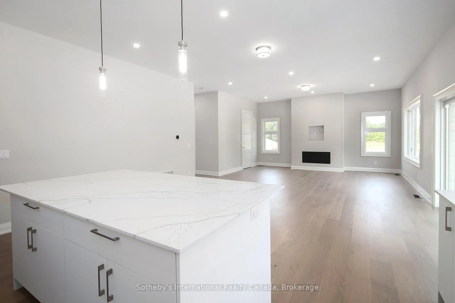 Photo 18 of 124 Equality Drive, Meaford — HOMEH