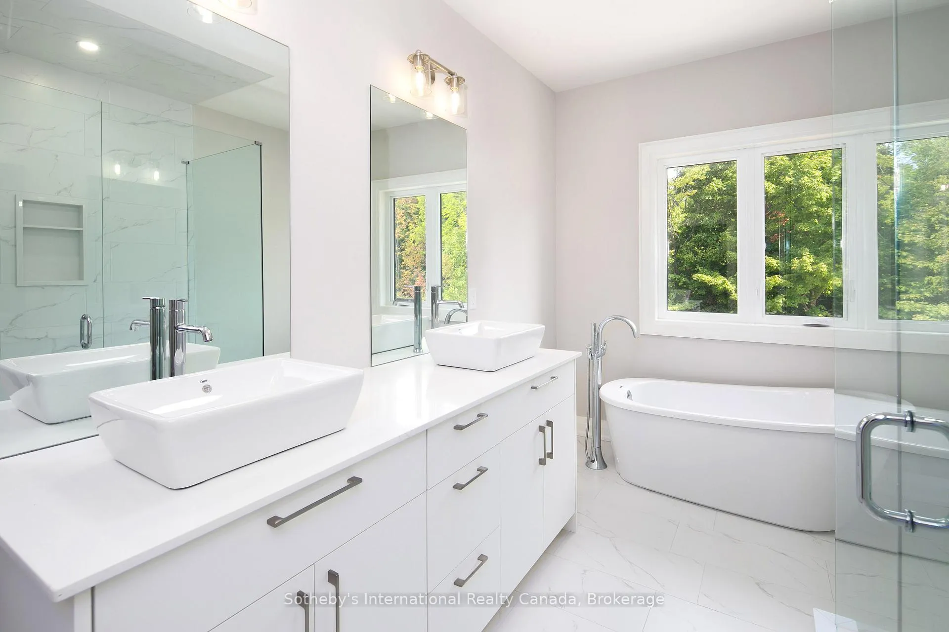Photo 32 of 124 Equality Drive, Meaford — HOMEH