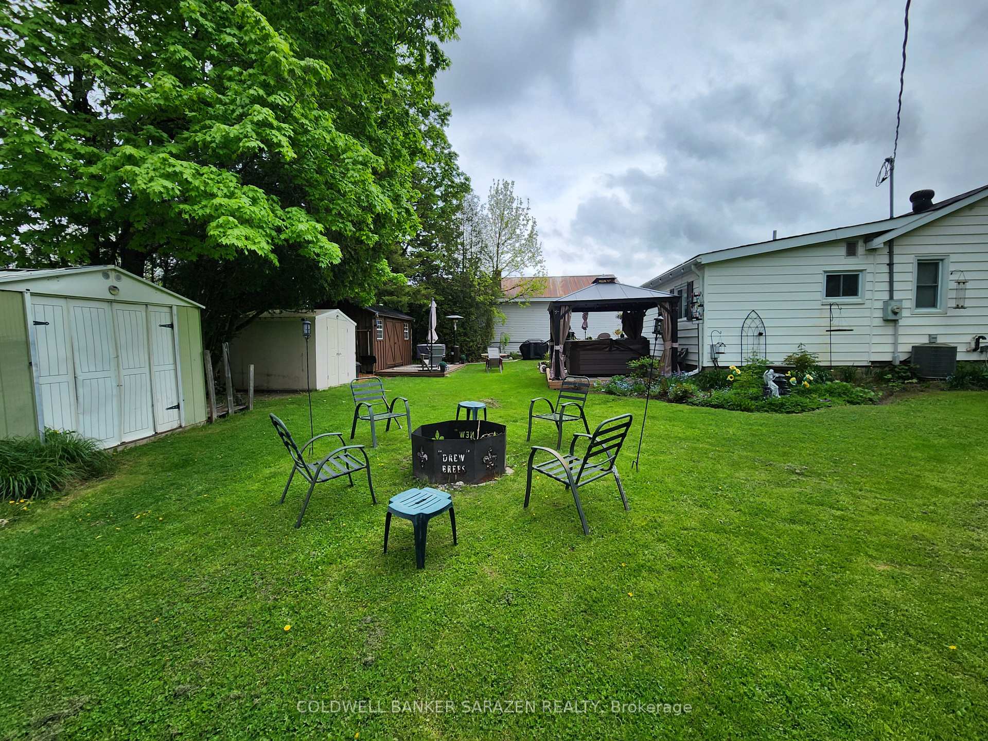 Photo 1 of 836 Munro Drive, McNab/Braeside, Mcnab/Braeside Twps — HOMEH