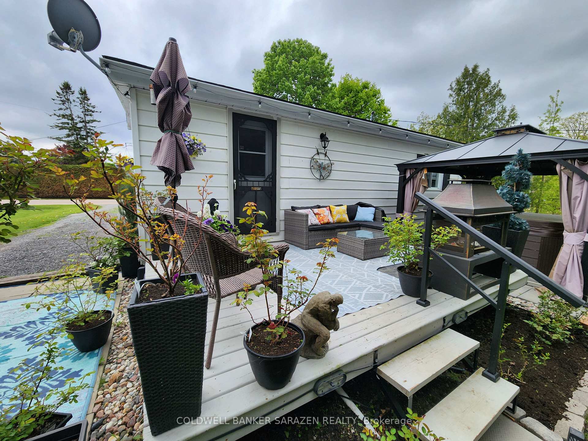 Photo 3 of 836 Munro Drive, McNab/Braeside, Mcnab/Braeside Twps — HOMEH
