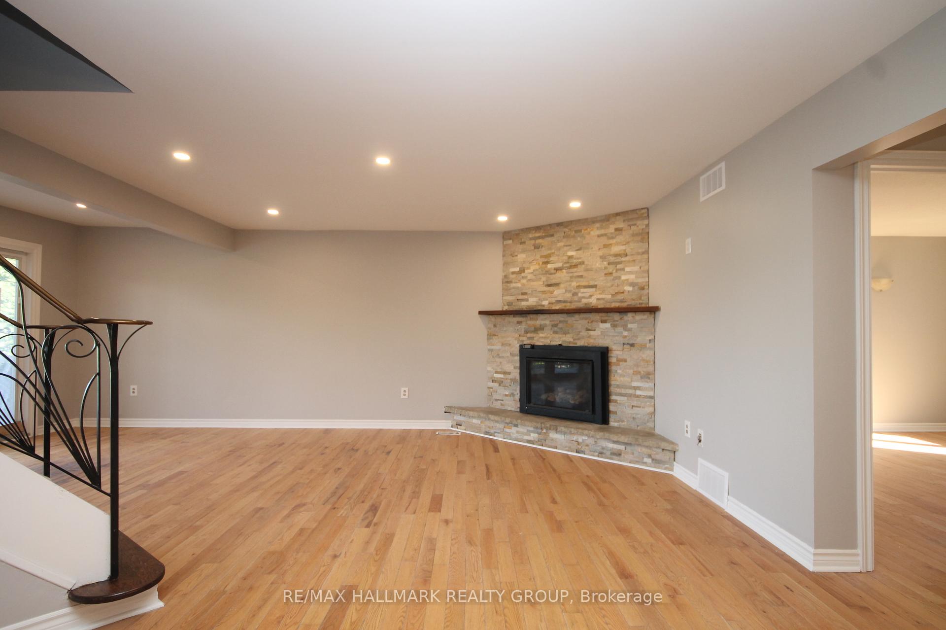 Photo 5 of 1844 River Road, Ottawa, Manotick East to Manotick Station — HOMEH