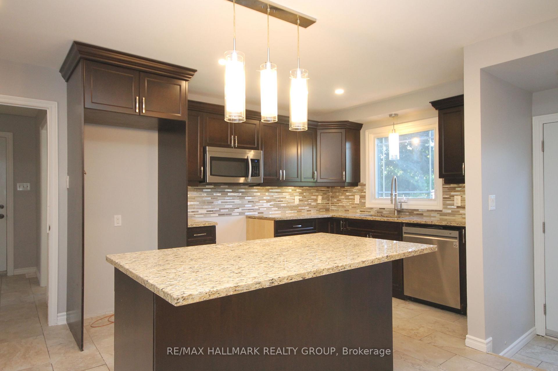 Photo 11 of 1844 River Road, Ottawa, Manotick East to Manotick Station — HOMEH