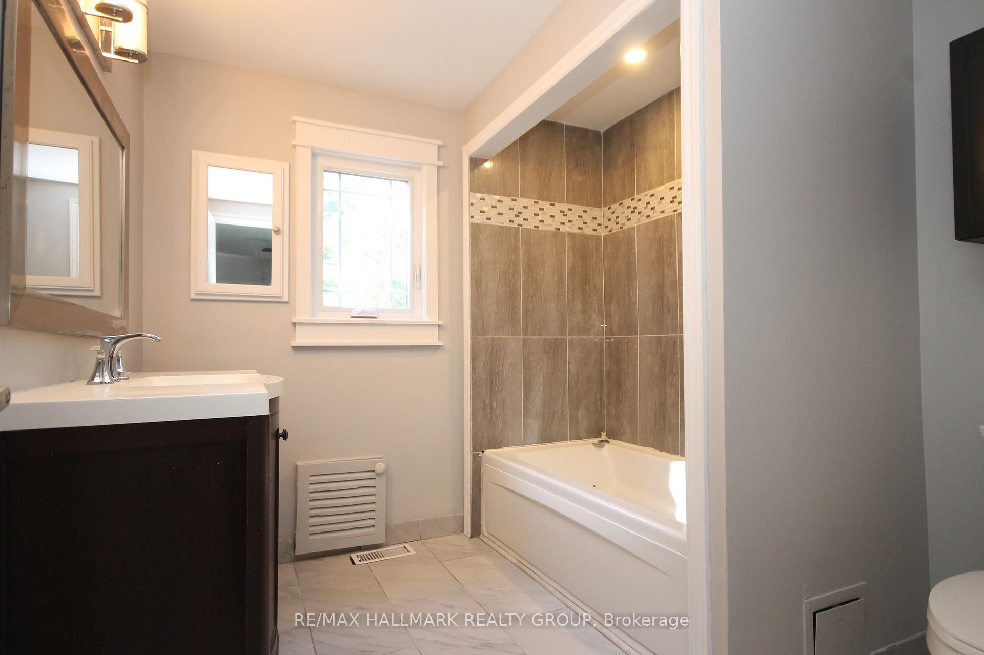 Photo 16 of 1844 River Road, Ottawa, Manotick East to Manotick Station — HOMEH