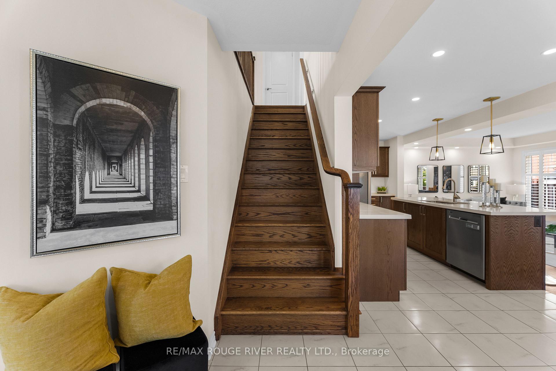 Photo 18 of 326 Seabrook Drive, Kitchener — HOMEH
