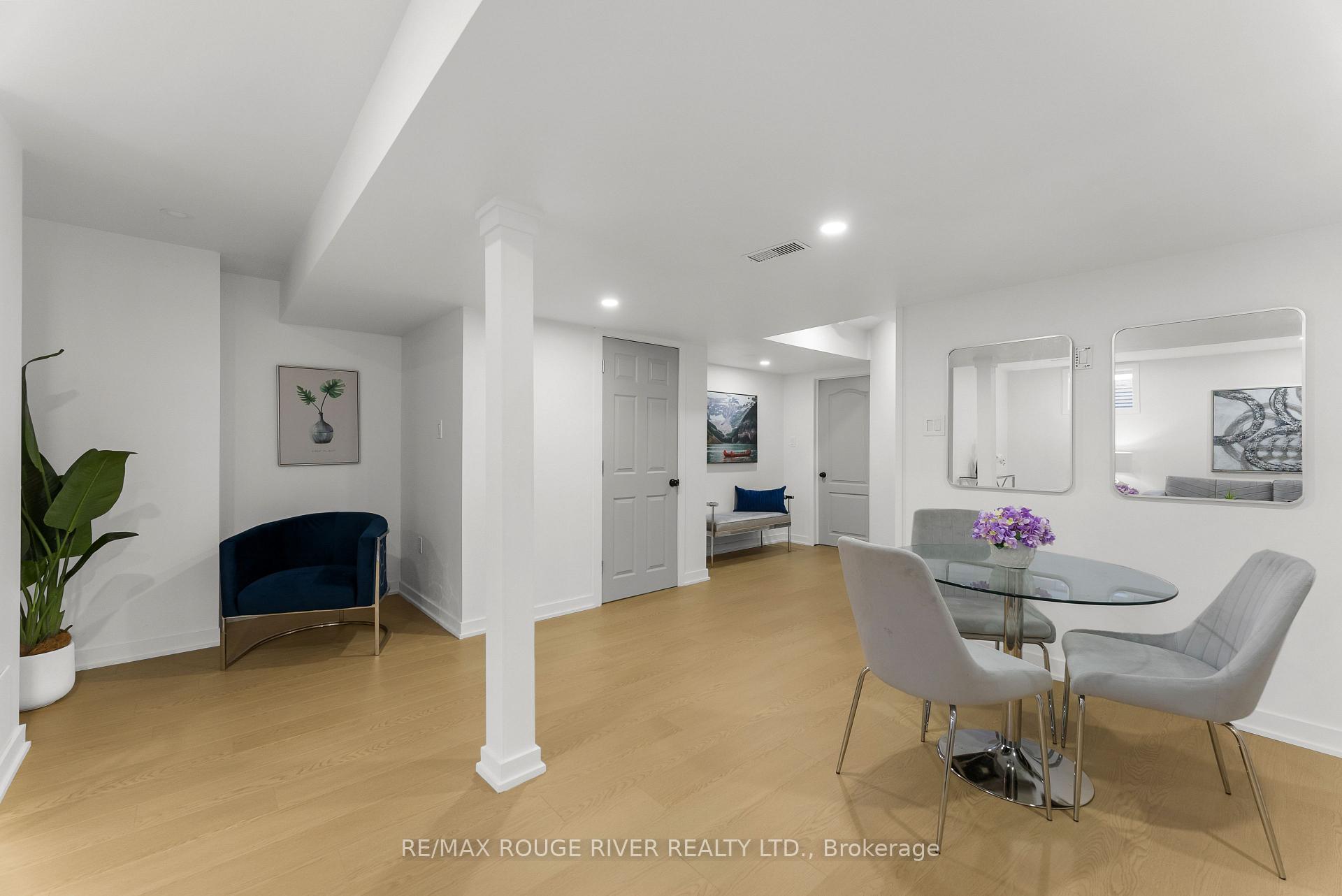 Photo 34 of 326 Seabrook Drive, Kitchener — HOMEH