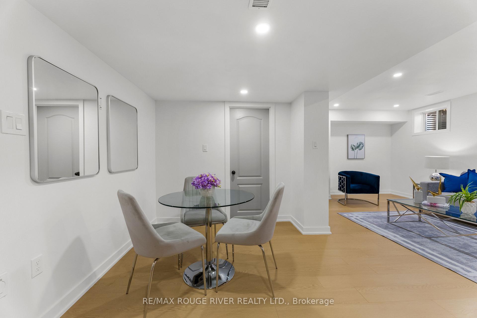 Photo 35 of 326 Seabrook Drive, Kitchener — HOMEH