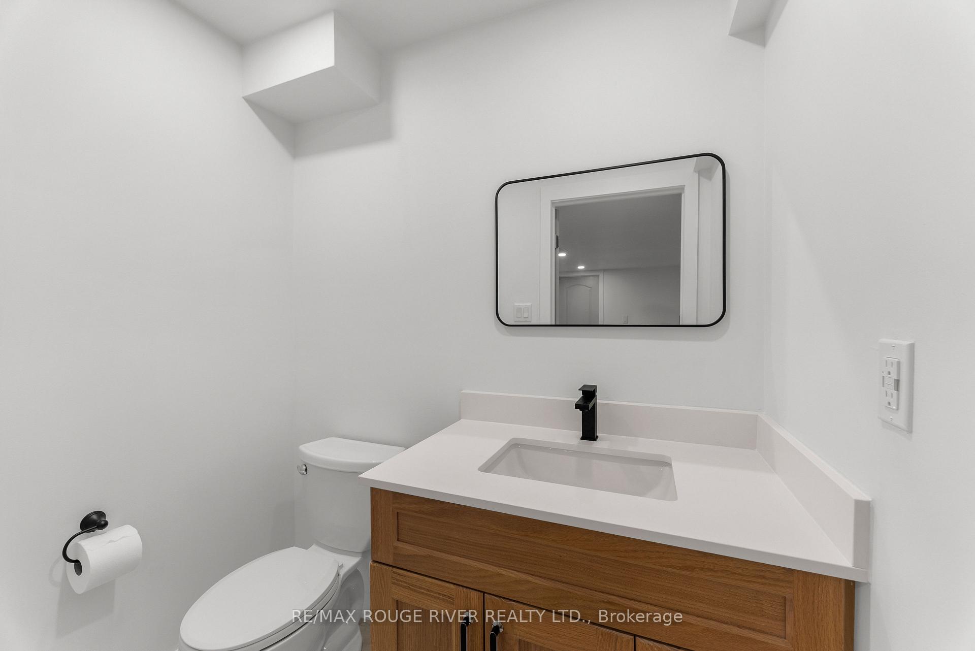 Photo 36 of 326 Seabrook Drive, Kitchener — HOMEH