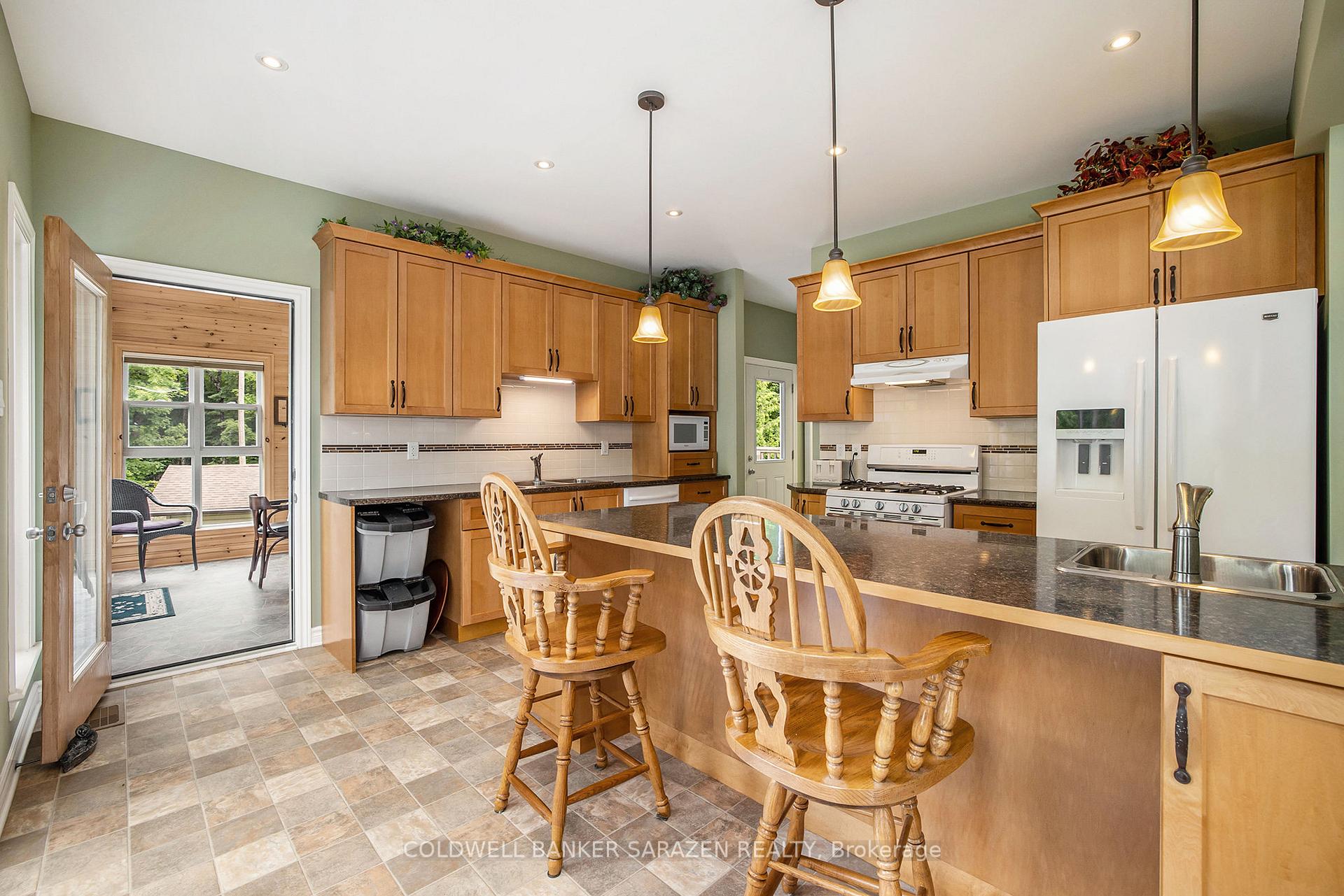 Photo 8 of 1332 Snye Road, Lanark Highlands, Lanark Highlands (Darling) Twp — HOMEH
