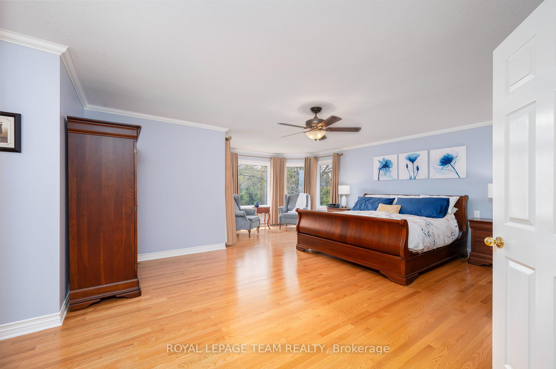 Photo 23 of 5530 Pettapiece Crescent, Ottawa, Manotick Village & Manotick Estates — HOMEH