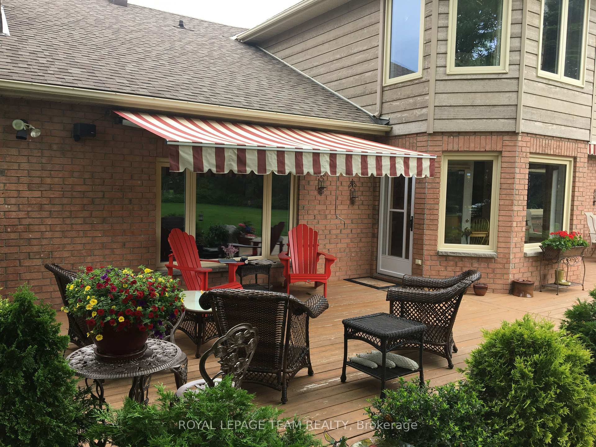 Photo 49 of 5530 Pettapiece Crescent, Ottawa, Manotick Village & Manotick Estates — HOMEH