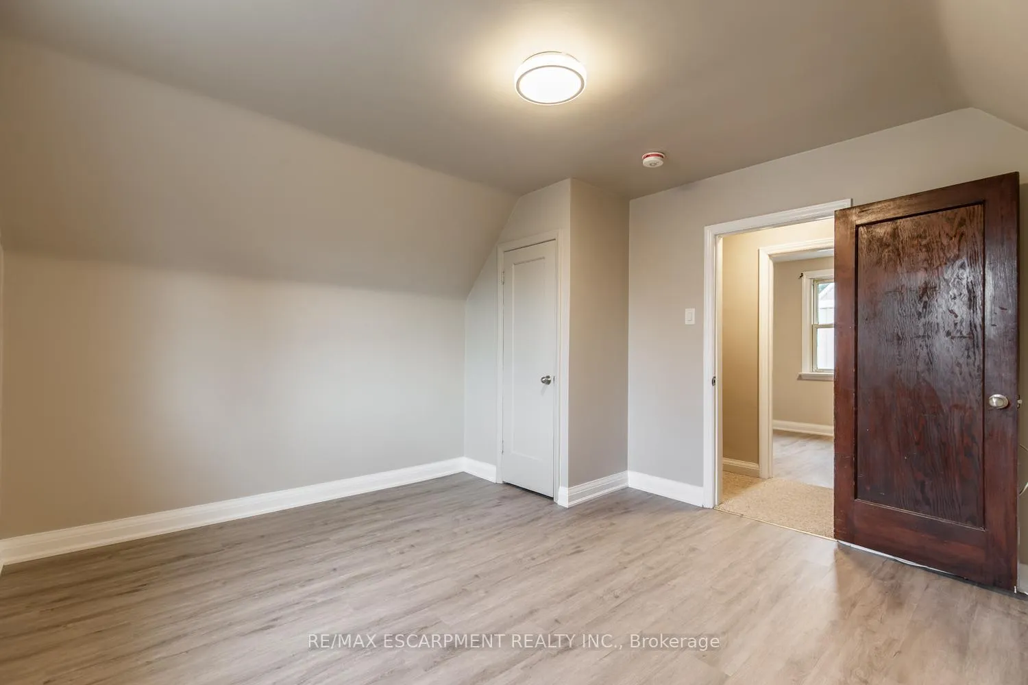 Photo 8 of Unit 1, 129 East 22nd Street, Hamilton, Eastmount — HOMEH