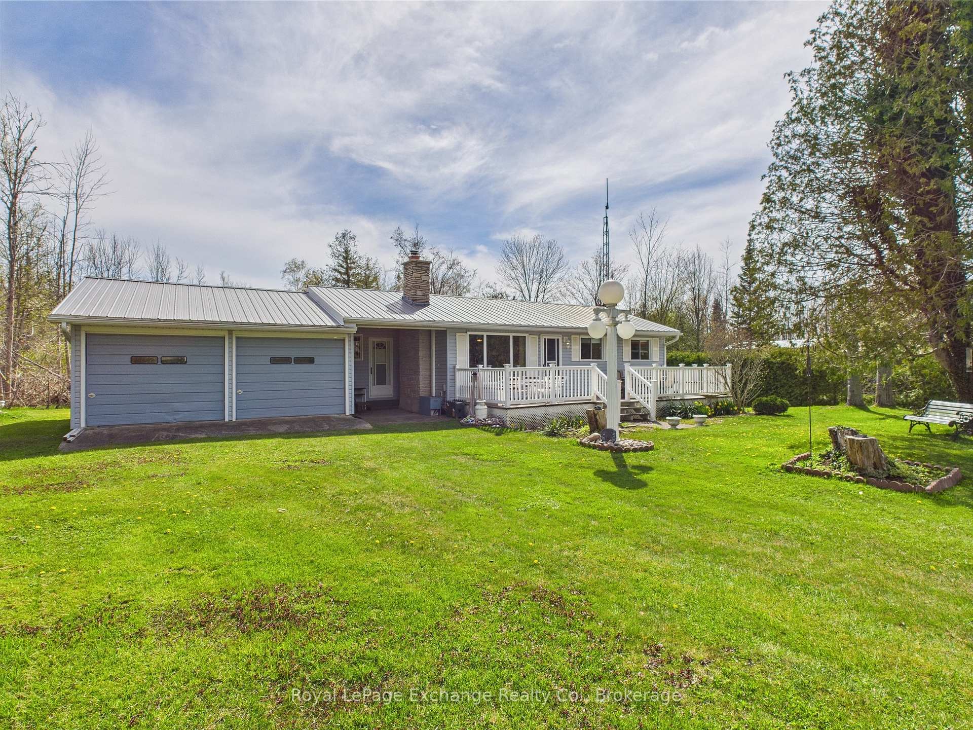 Photo 1 of 17 Linden Lane, Kincardine — HOMEH