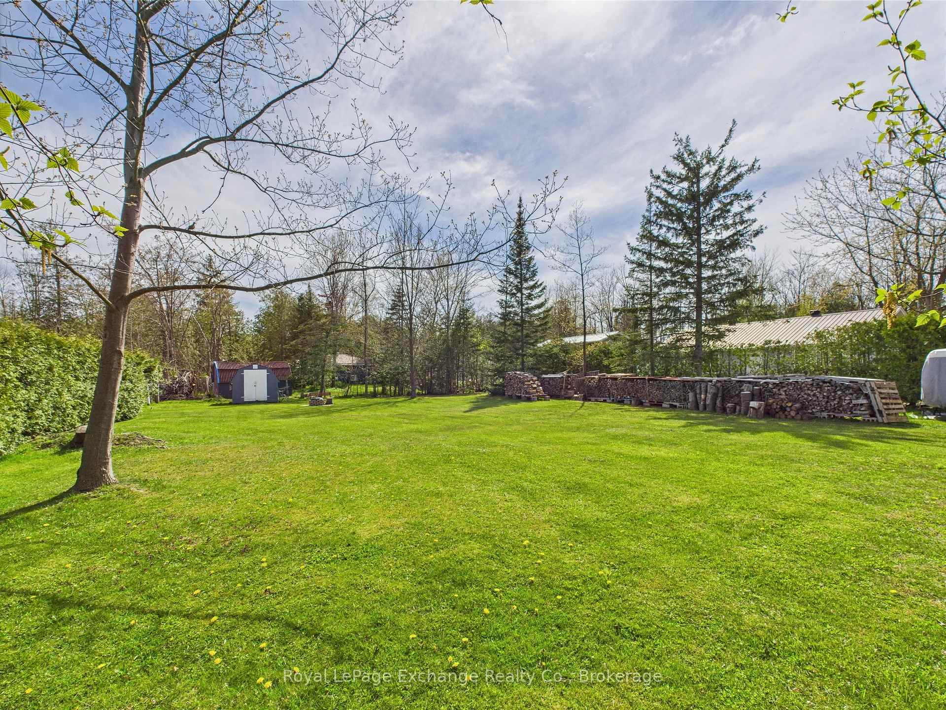 Photo 3 of 17 Linden Lane, Kincardine — HOMEH