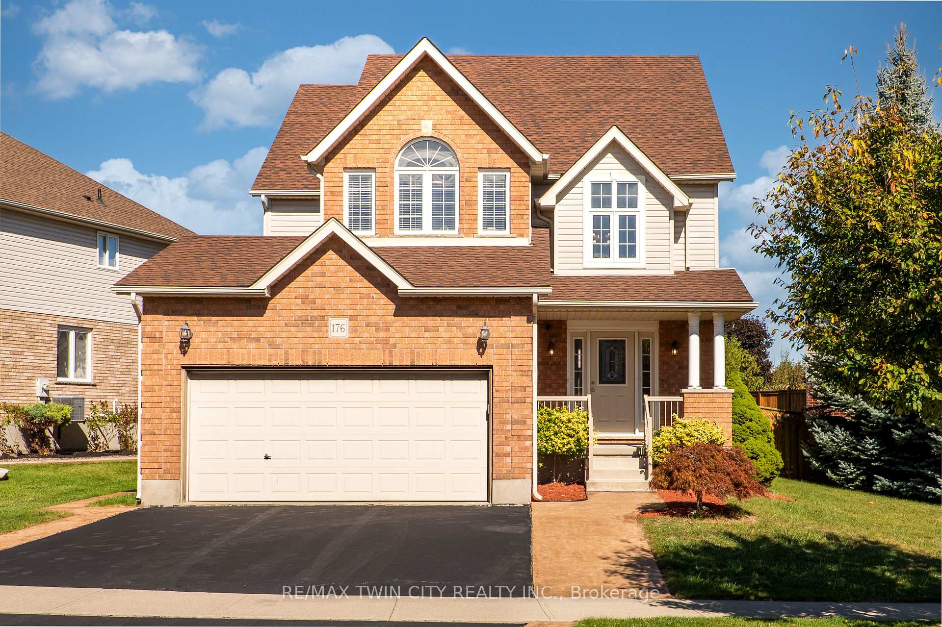 Photo 1 of 176 Pine Valley Drive, Kitchener — HOMEH